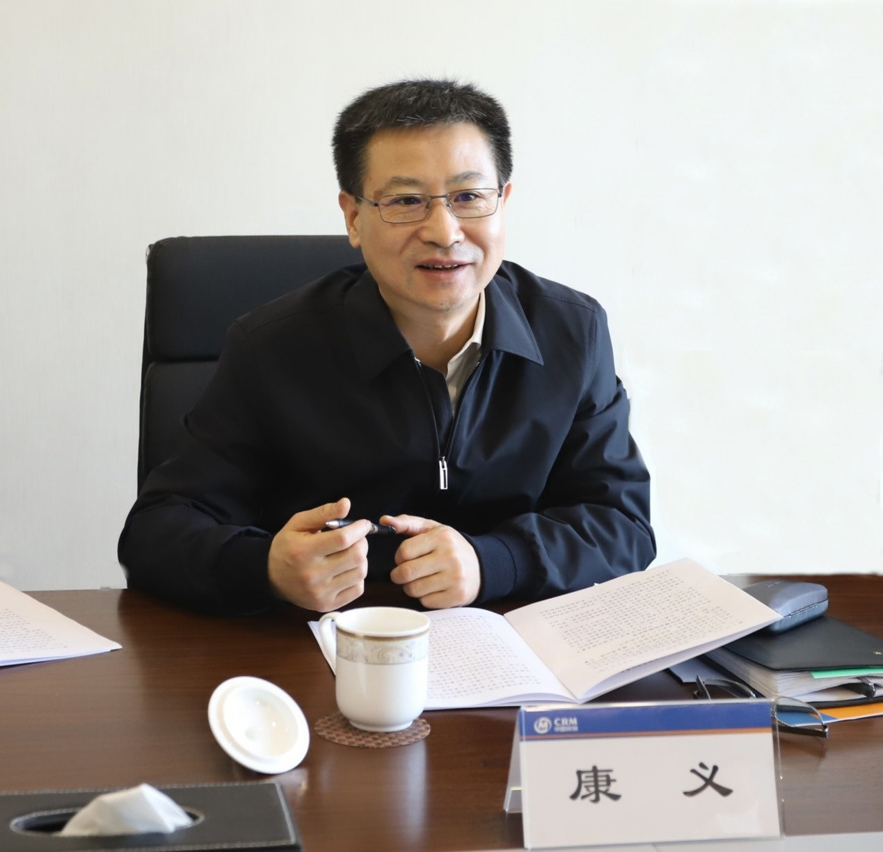 天津市副市长康义到中国抖圈·(中国)人生就是搏!调研指导事情